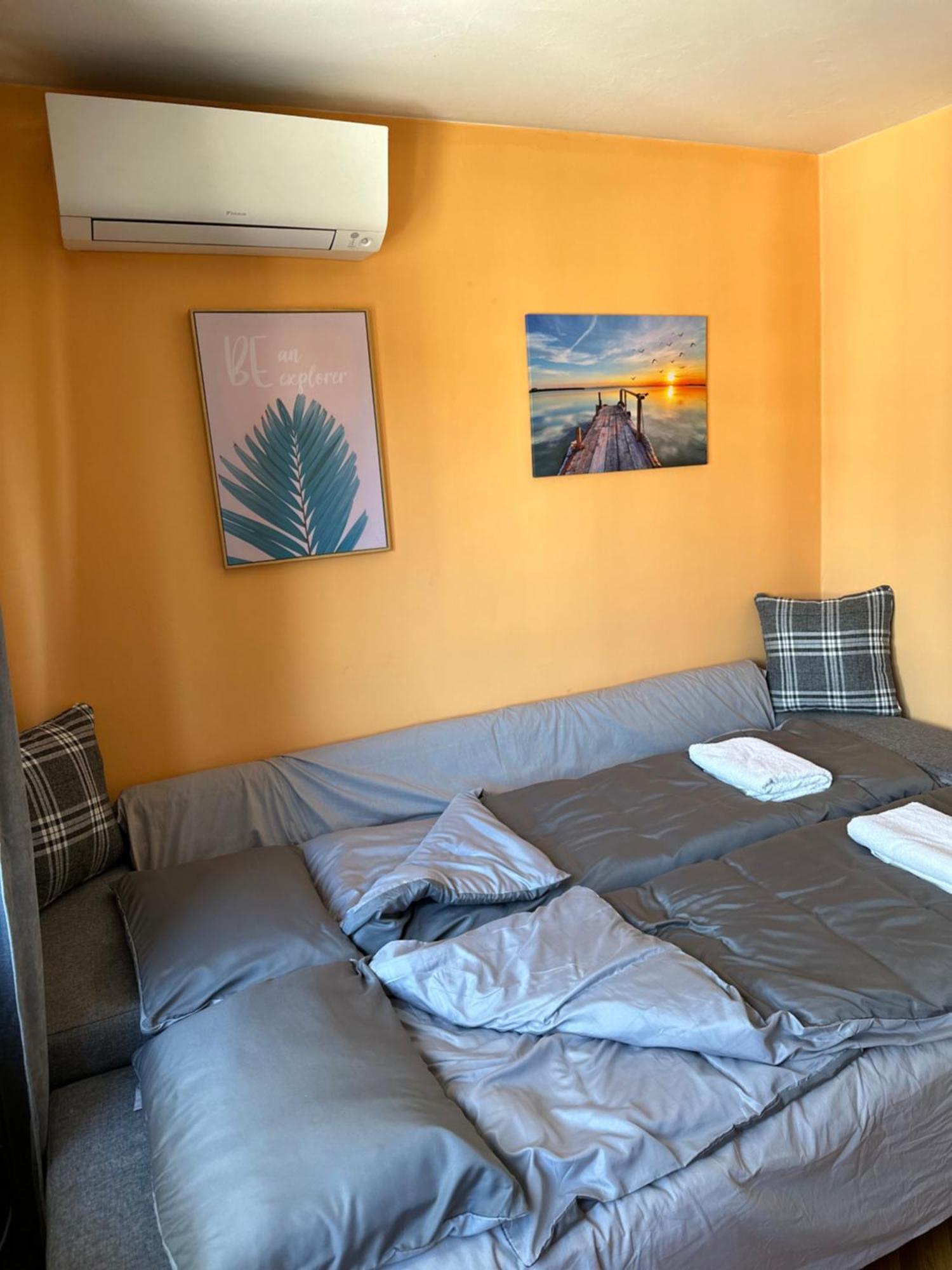 Aurelio Centar Apartment With Balcony And Free Parking Sarajevo Exteriör bild