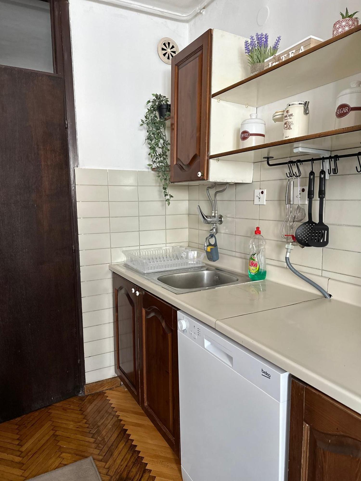 Aurelio Centar Apartment With Balcony And Free Parking Sarajevo Exteriör bild