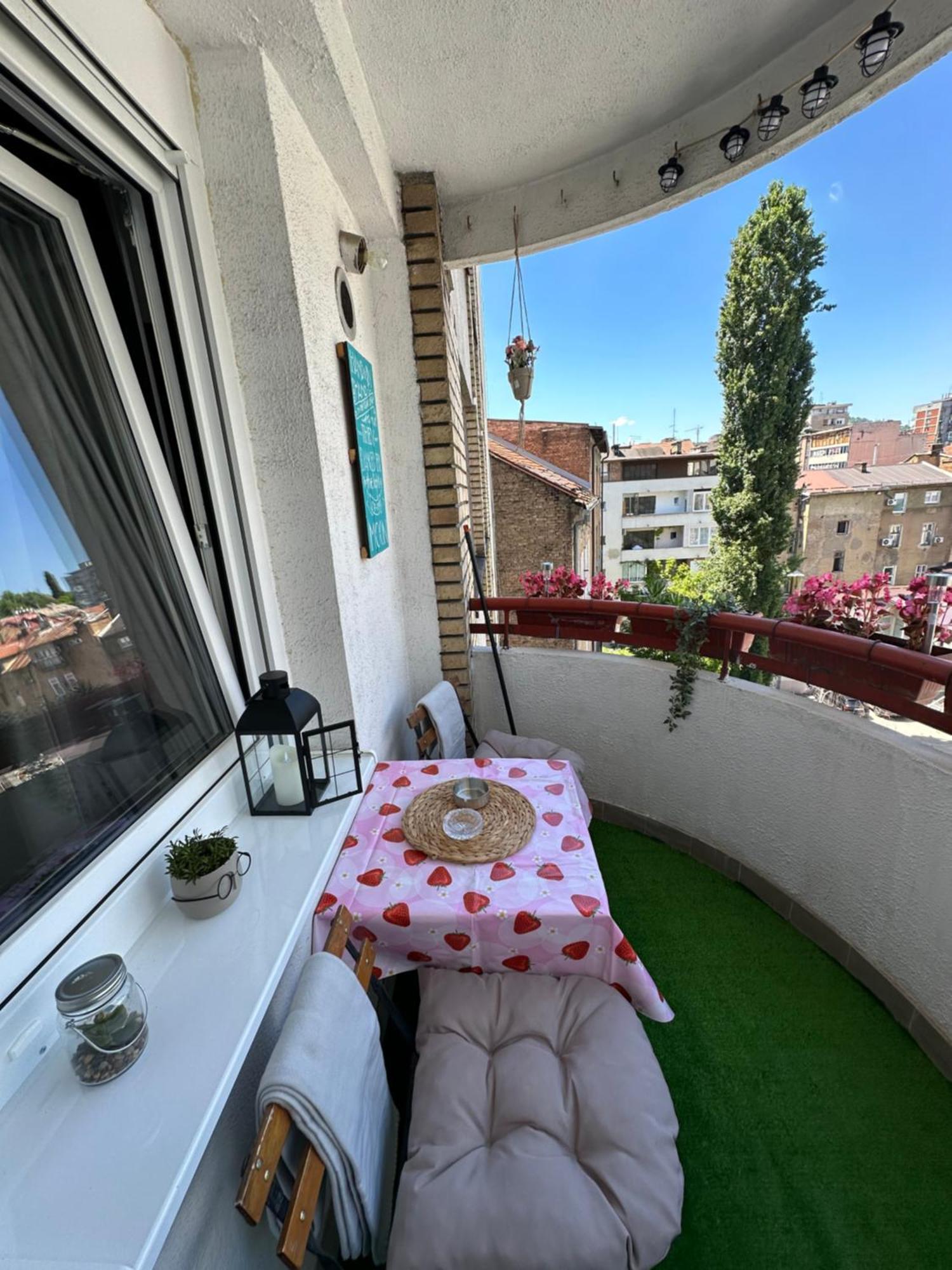 Aurelio Centar Apartment With Balcony And Free Parking Sarajevo Exteriör bild